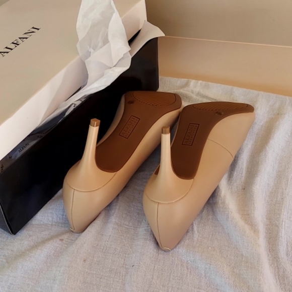 Alfani - “Jeules” pump - size 8,5 - Picture 4 of 4